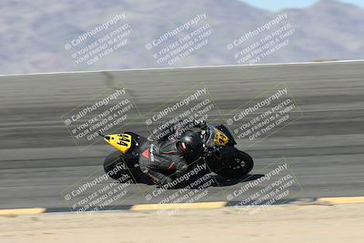 media/May-10-2025-Race Pace (Sat) [[db32fef2da]]/Vested/3-Bowl Set 1 (9am)/